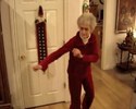 Mamie danse comme un boss !