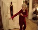 Mamie danse comme un boss !