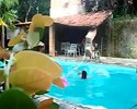 Le toit de la terrasse s'écroule !