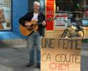 Une femme ça coûte cher !