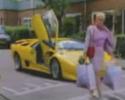 Pas pratique de passer un dos d'âne avec une Lamborghini