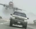 Miniclip: un avion atterri sur une autoroute