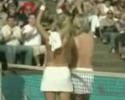 Et si les filles au tennis échangeaient aussi leurs maillots?